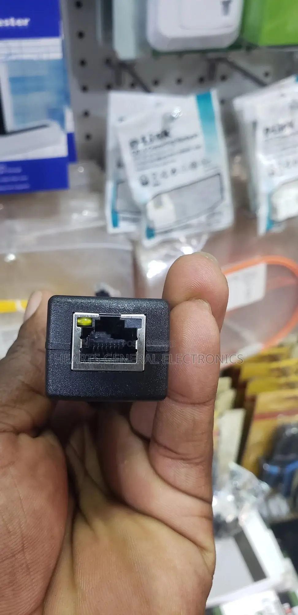 Poe Splitter (Receives 48v And Splits 12v )