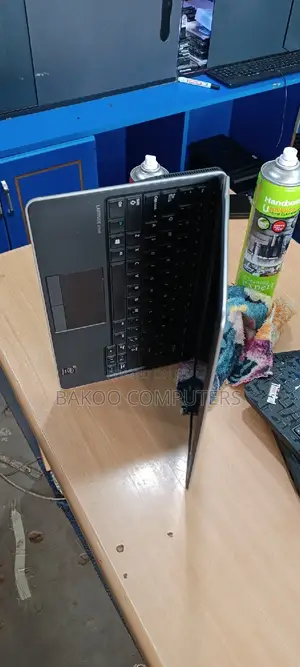 Laptop Dell Latitude E7240 4GB Intel Core I5 SSD 128GB