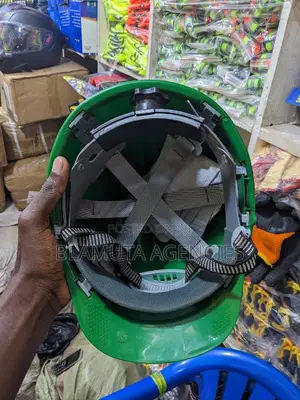 Helmet Green (Green Helmet