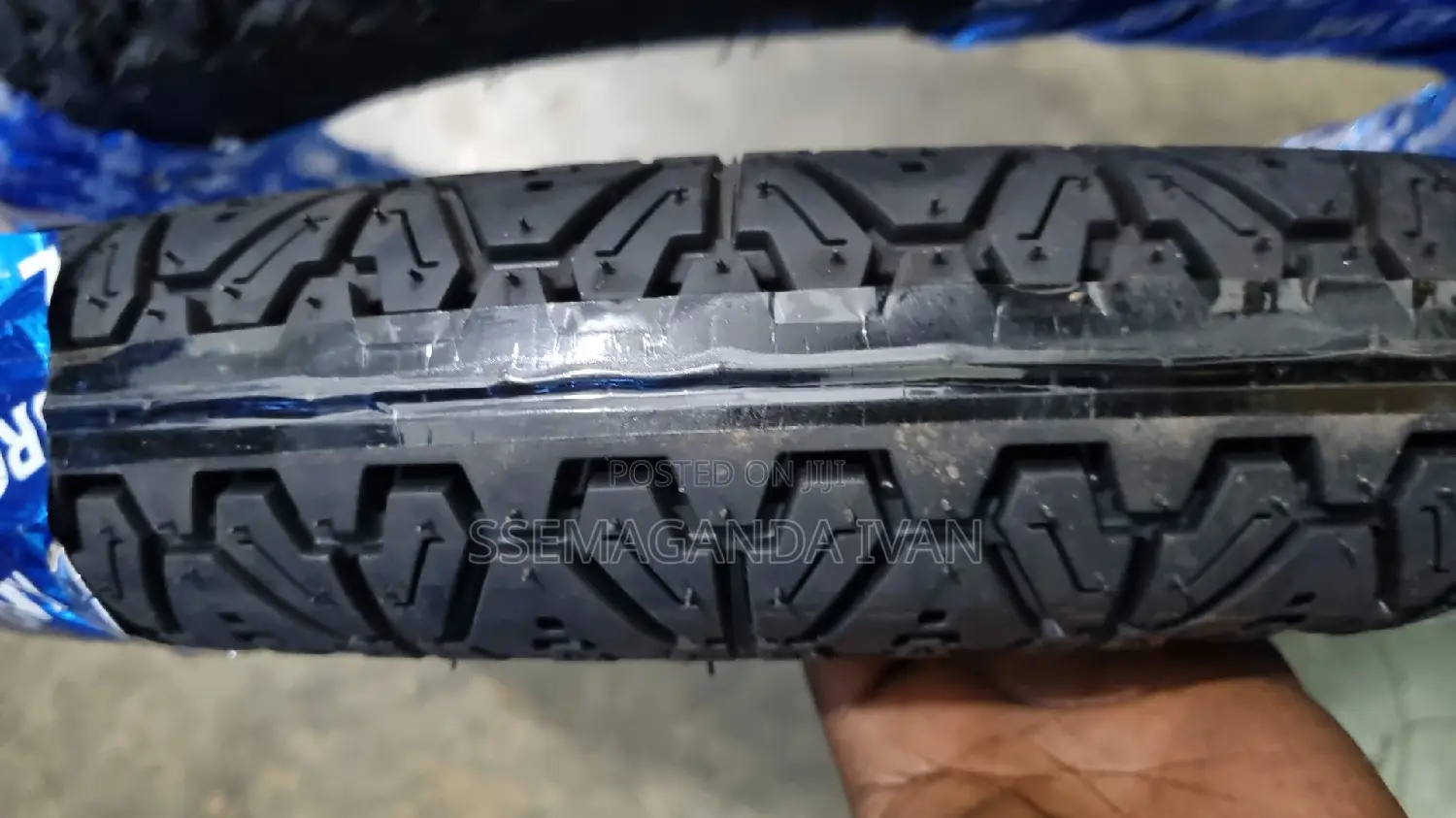3.00-17 Behind Motorcycle Tyres