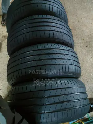 245/50r18 DUNLOP From Japan.
