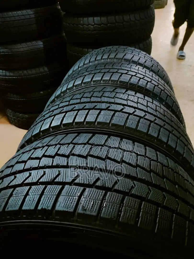 245/50r18 Tyres for Benz, Mark X