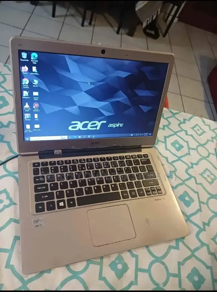 Laptop HP 15-Dy2075tg 4GB Intel Core I3 HDD+SSD 350GB
