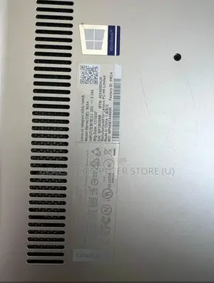 Laptop Lenovo LOQ 15IRH8 3GB Intel Core I3 SSD 128GB