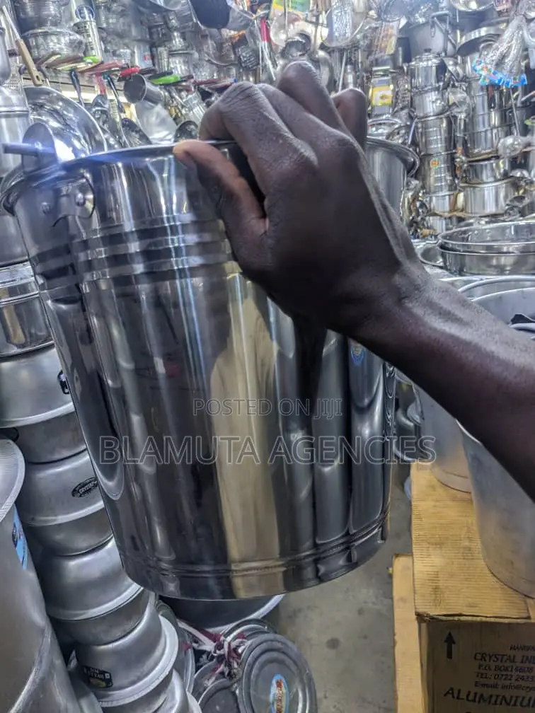 Metallic Buckets