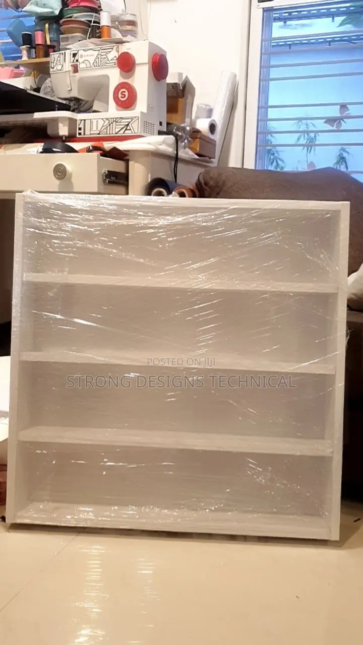Manicure Nail Polish Shelves for Salons