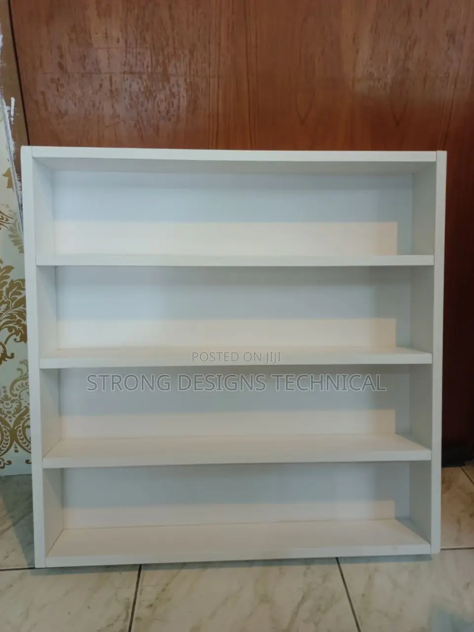 Manicure Nail Polish Shelves for Salons