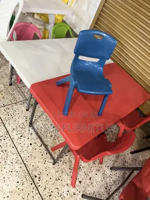 Kindergarten Reading Table and Chairs