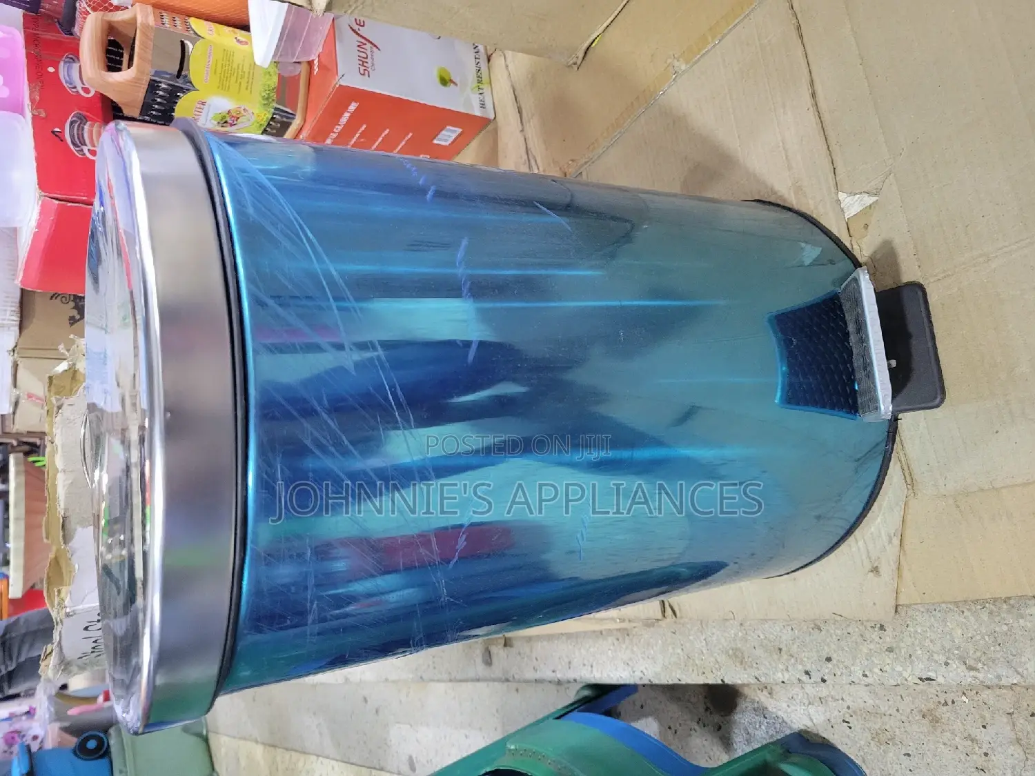 Stainless Steel Trashbins With Peddle 20L