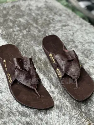 Clarks Men’S Genuine Leather Sandals