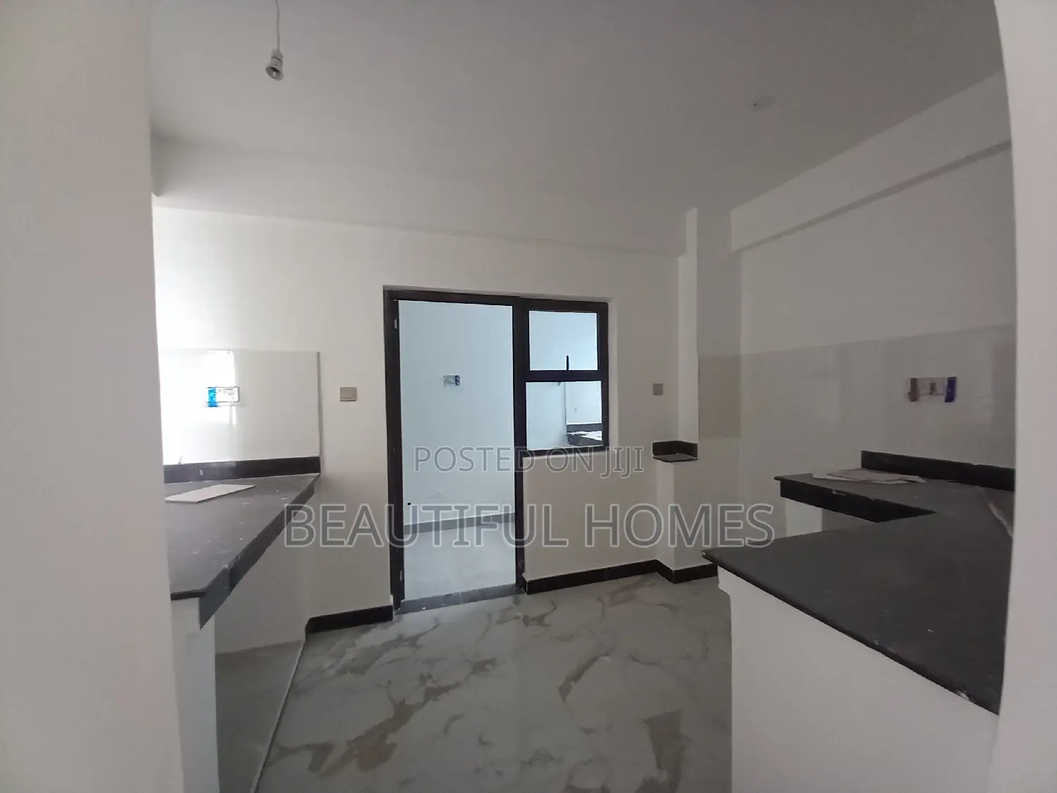 Furnished 3bdrm Condo in Munyonyo, Makindye for sale