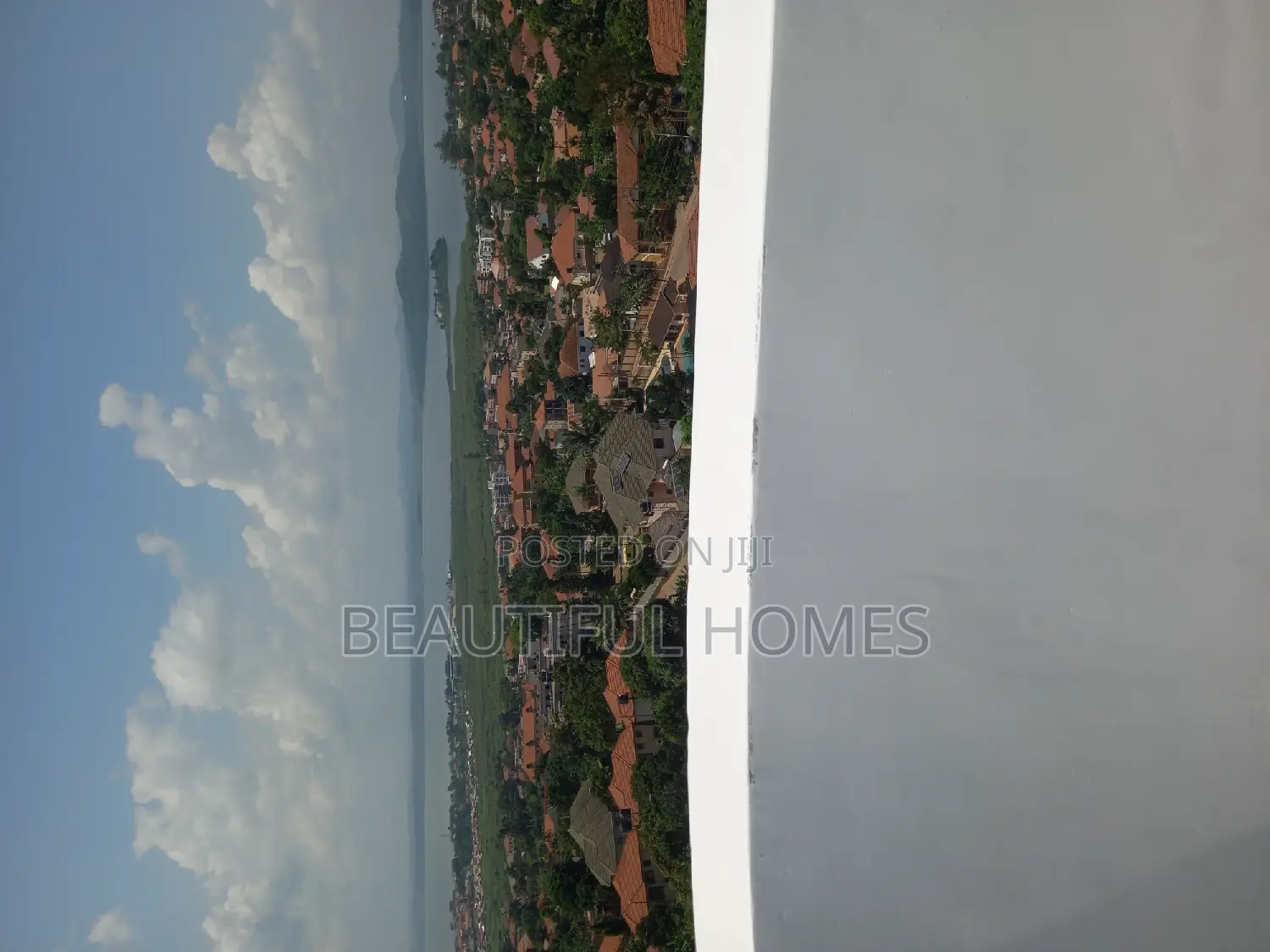 Furnished 2bdrm Condo in Munyonyo, Makindye for sale