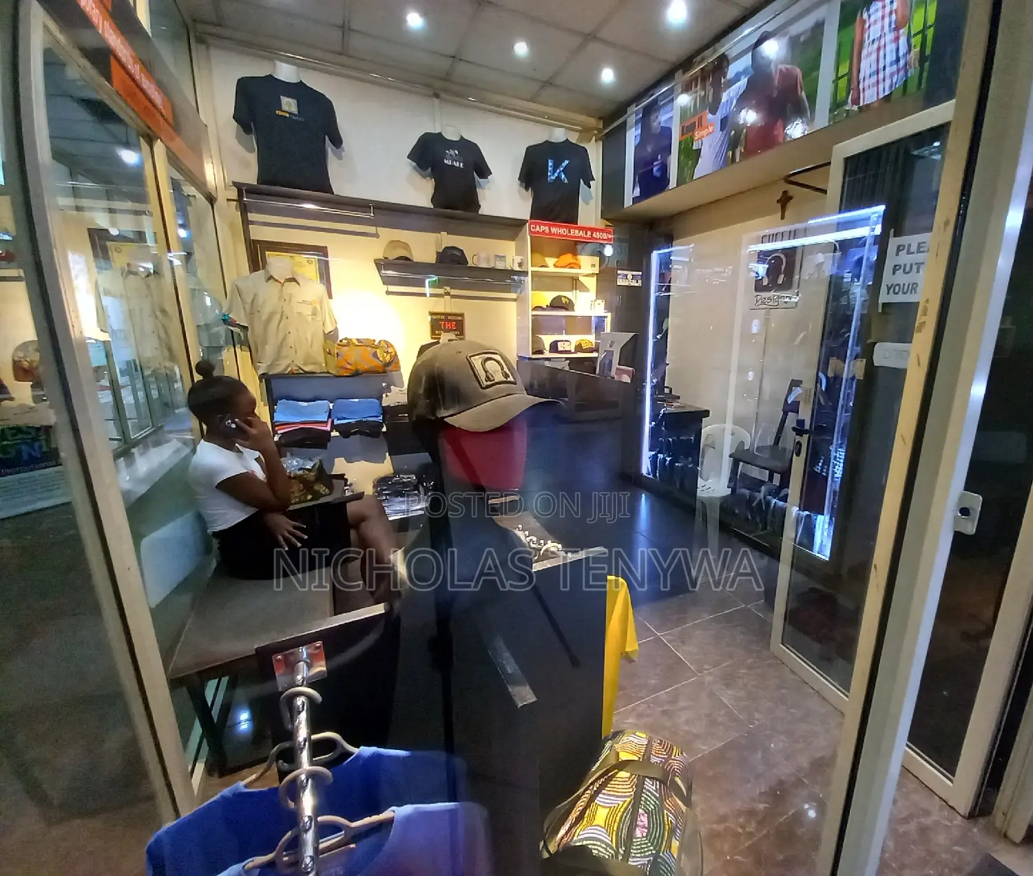 Embroidery And Printing Service