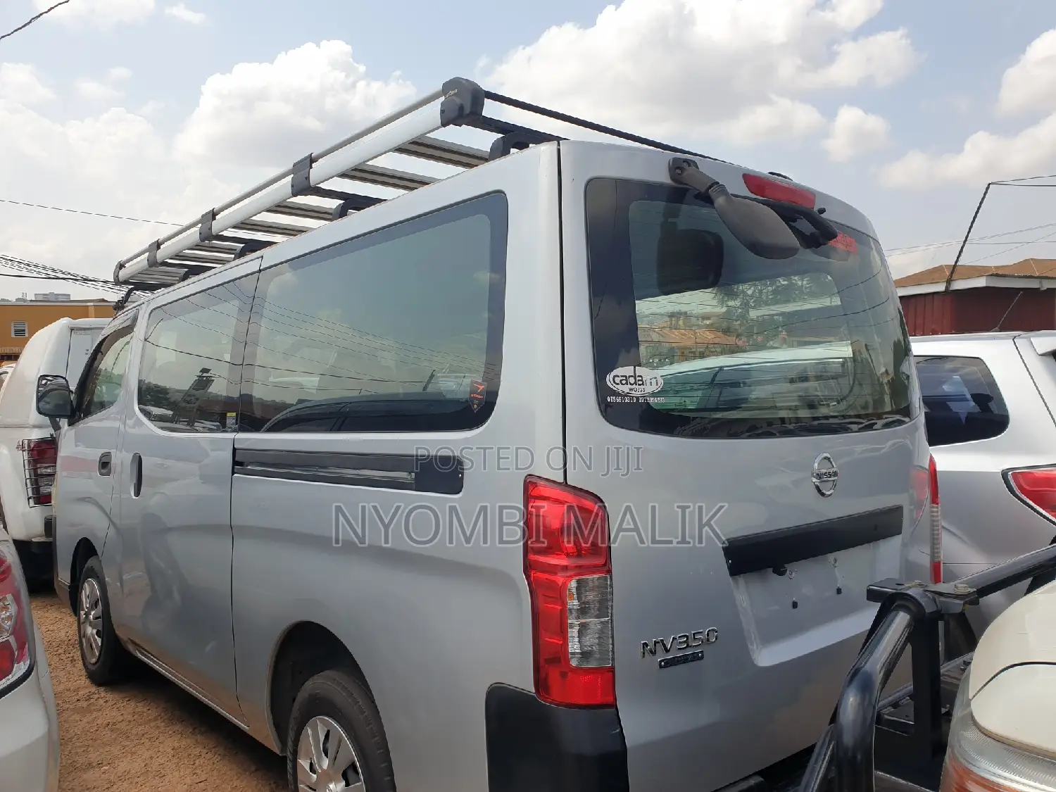 Nissan Caravan (Urvan) 2014 Silver