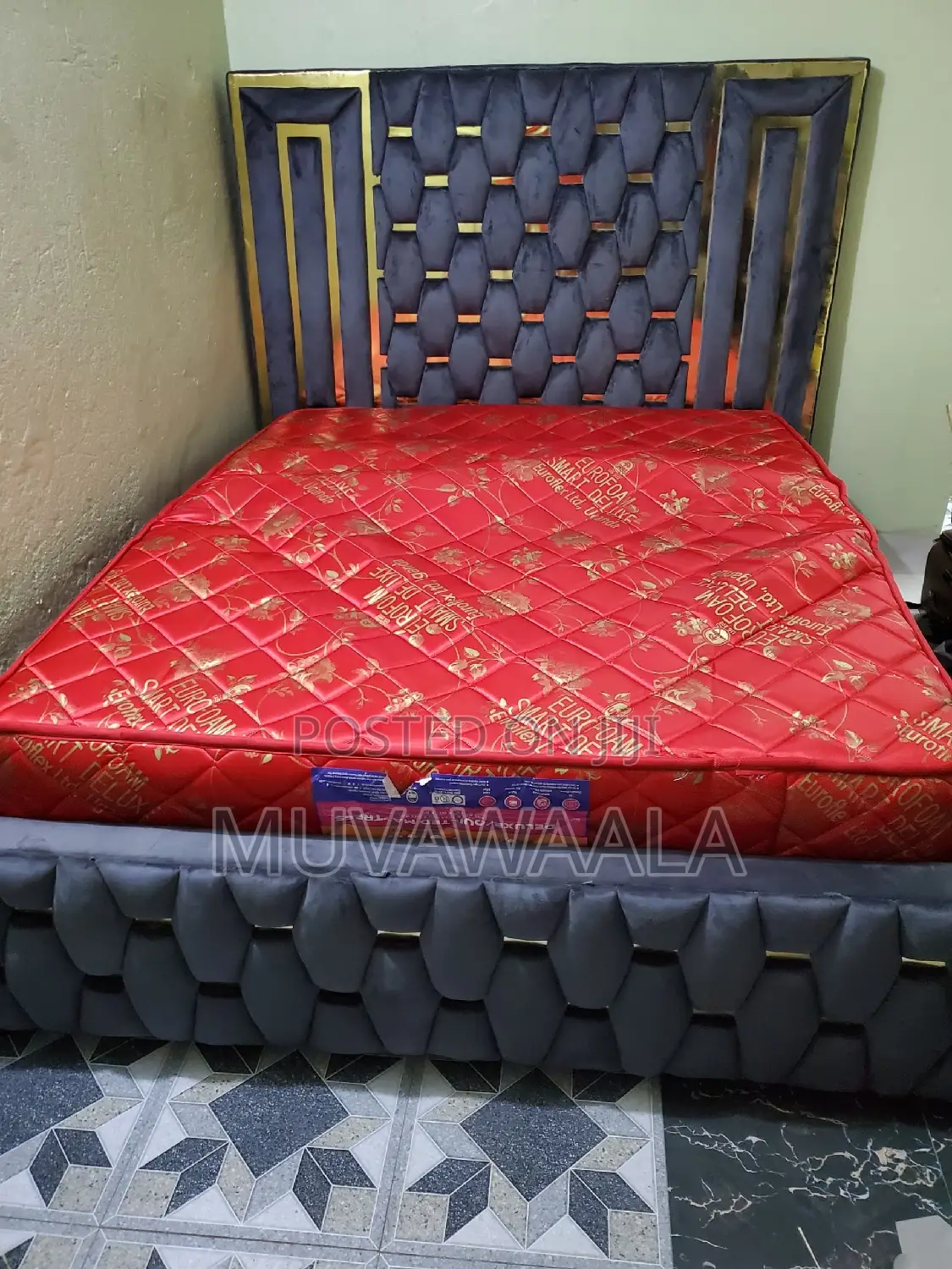 Geometric Simple Bed