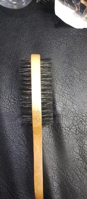 Handle Brush 443