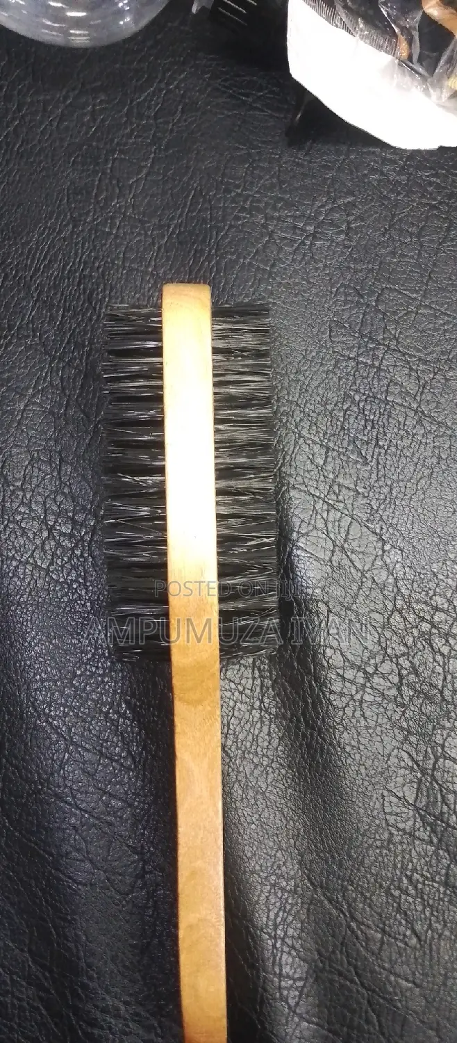Handle Brush 443
