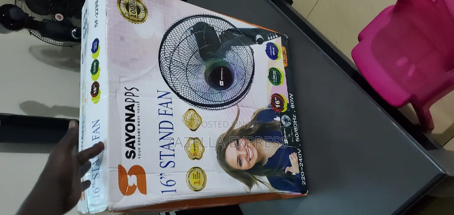 Sayona 16" Stand Fan