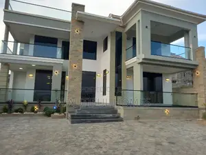 Furnished 7bdrm Duplex in Kyanja, Central Division for sale