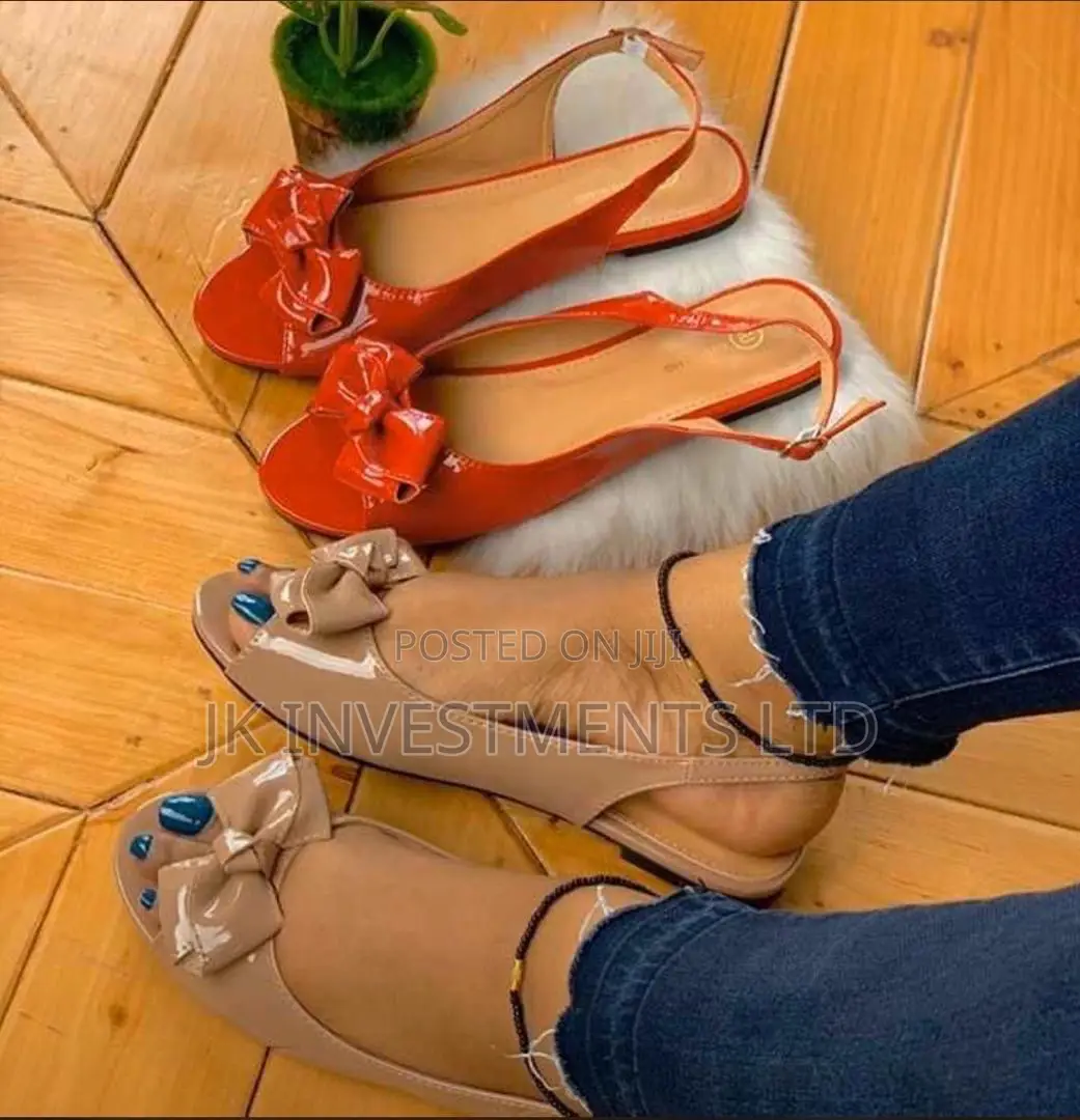 Ladies Flat Shoes