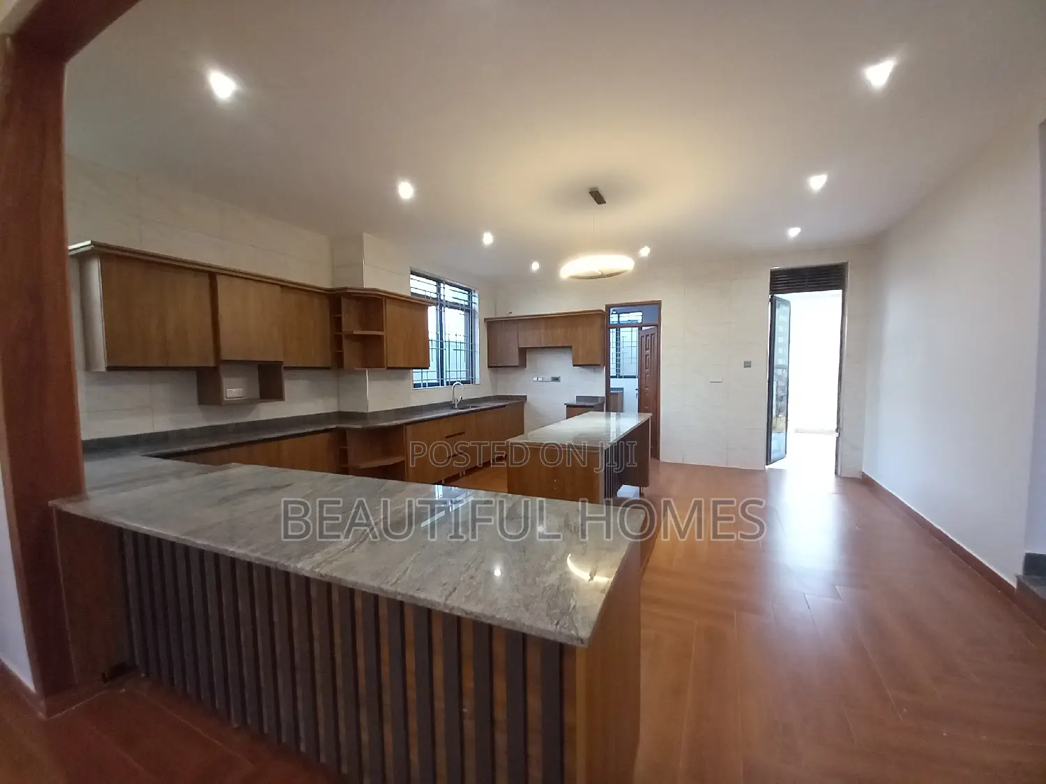 Furnished 7bdrm House in Kyanja, Nakawa for sale