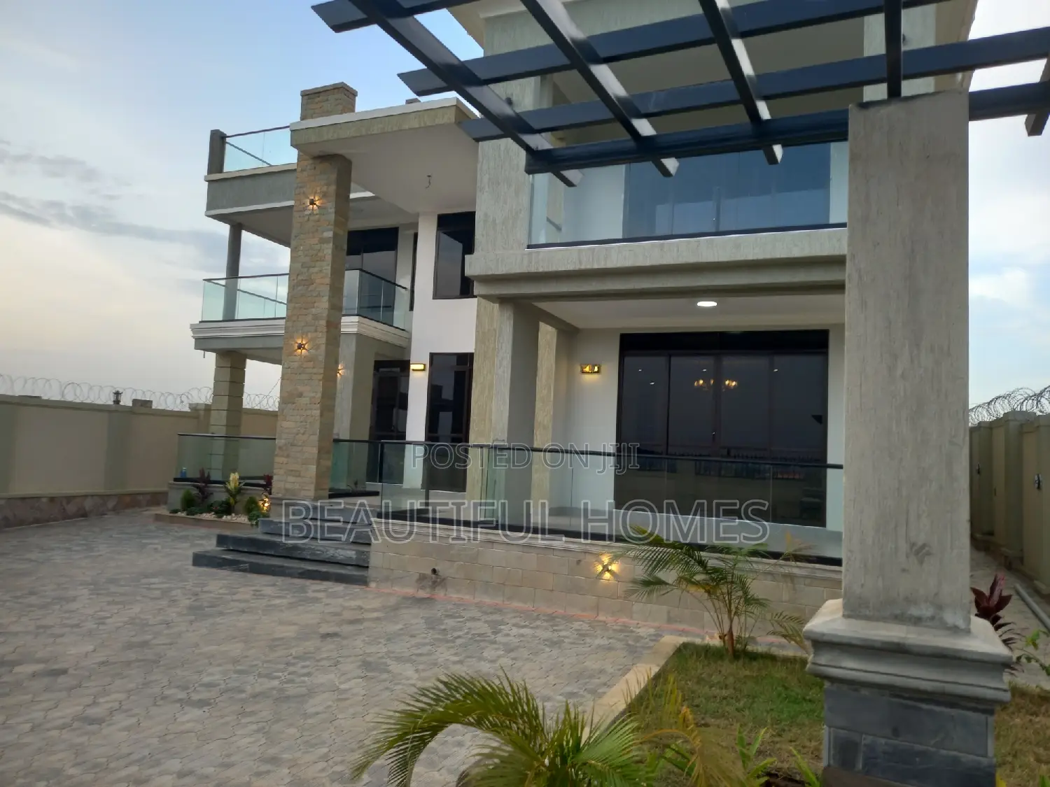 Furnished 7bdrm House in Kyanja, Nakawa for sale