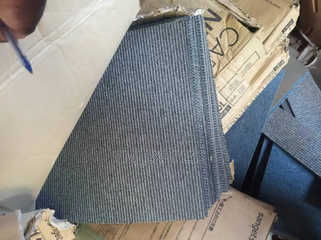 PVC Woolen Carpet Tiles