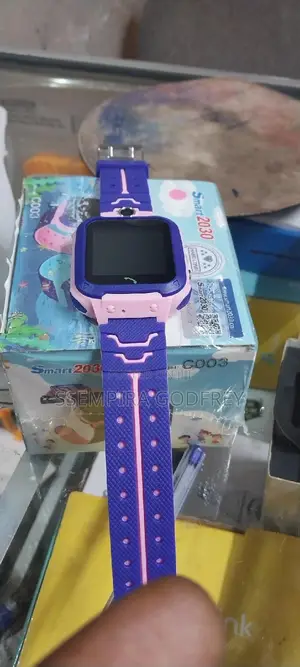 Photo - Smart Watch for Kids With GPS