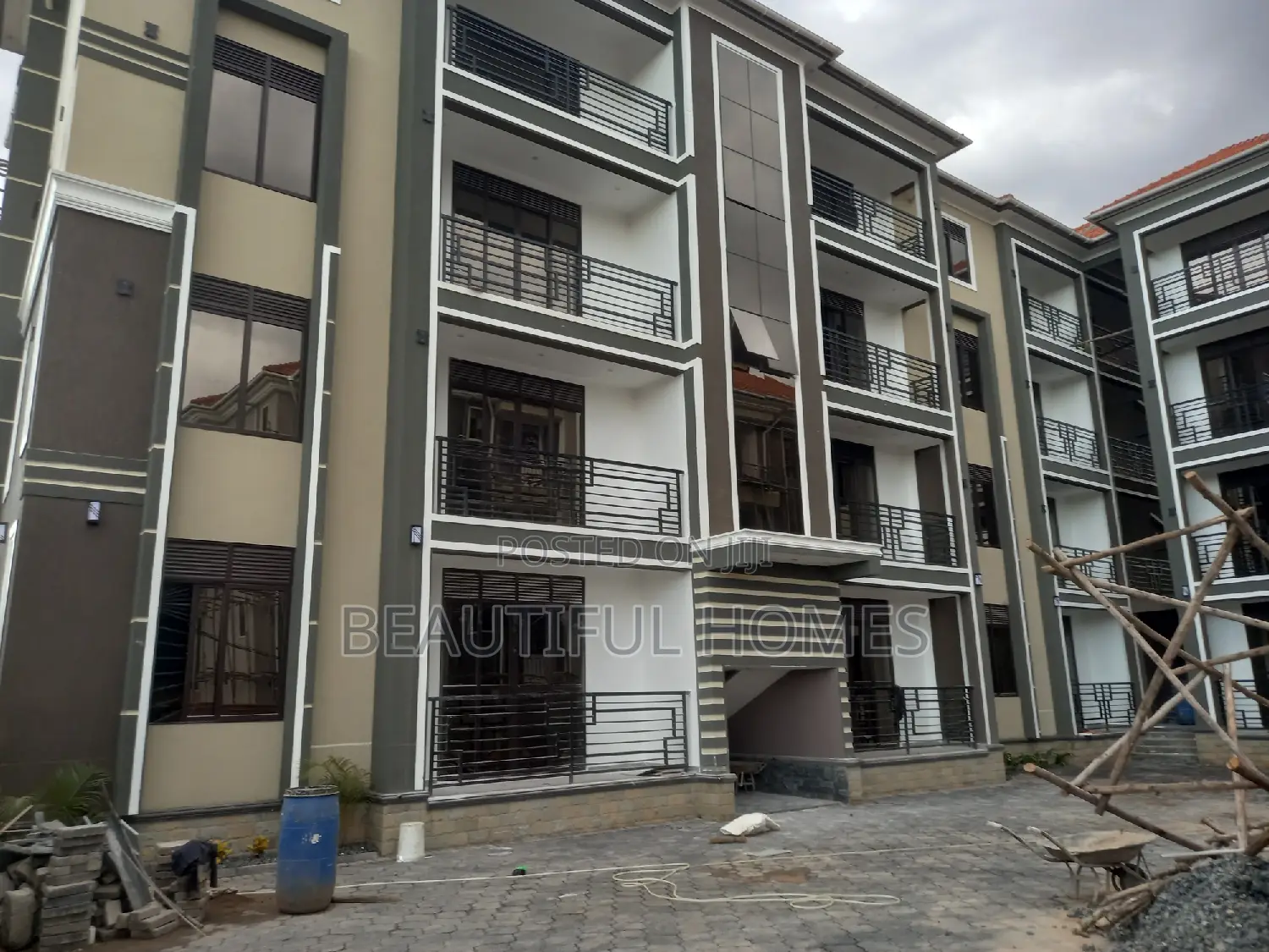 Furnished 2bdrm Condo in Bukoto, Central Division for sale