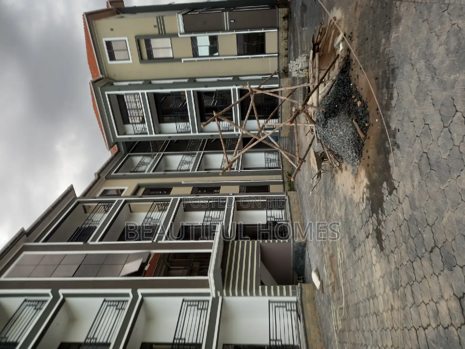 Furnished 2bdrm Condo in Bukoto, Central Division for sale