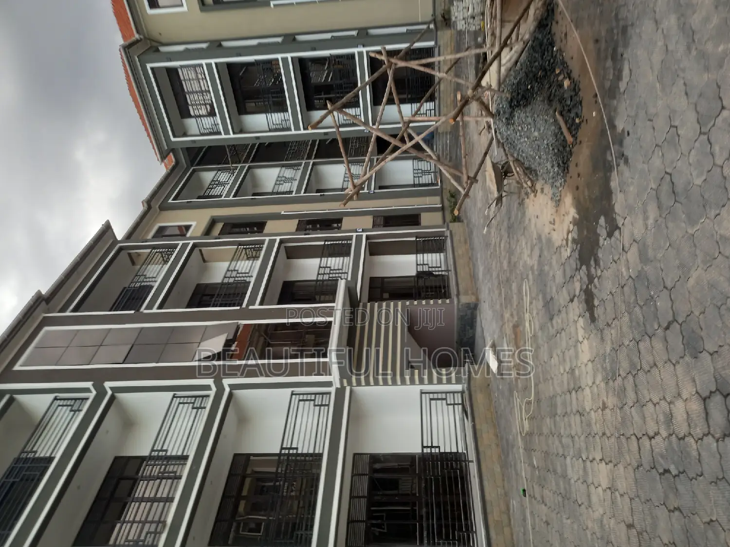 Furnished 2bdrm Condo in Bukoto, Central Division for sale