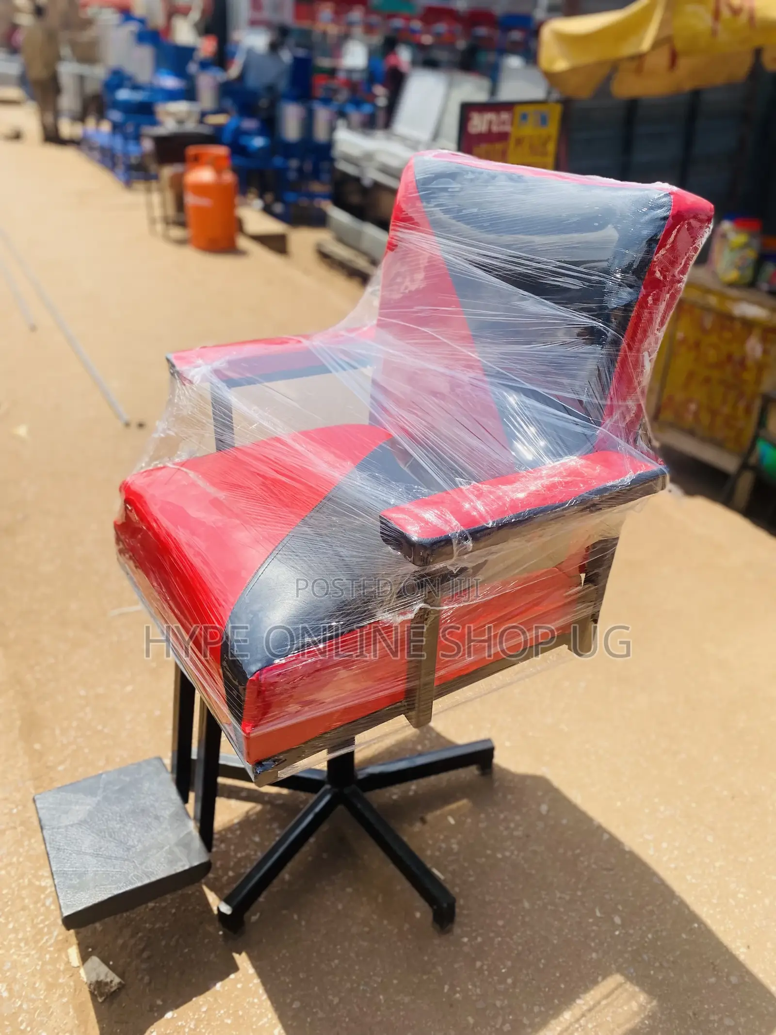 Red$Black Barber Standard Chairs