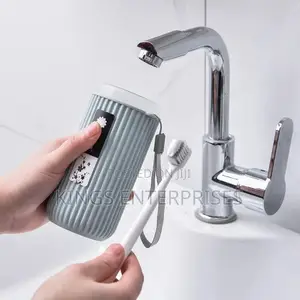 Traveling Toothpaste and Toothbrush Holder
