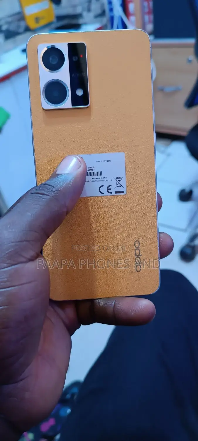 Oppo Reno7 5G 256 GB Yellow