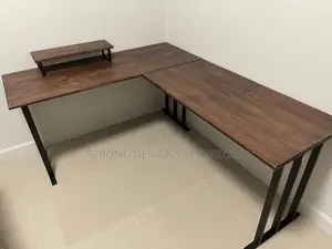 L- Shaped Computer Desk/ Table.