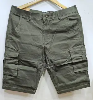 Kaki Shorts. New