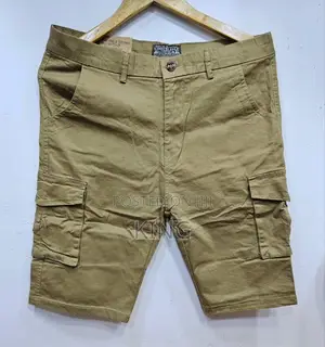Kaki Shorts. New