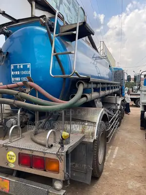 Isuzu Sewage Truck