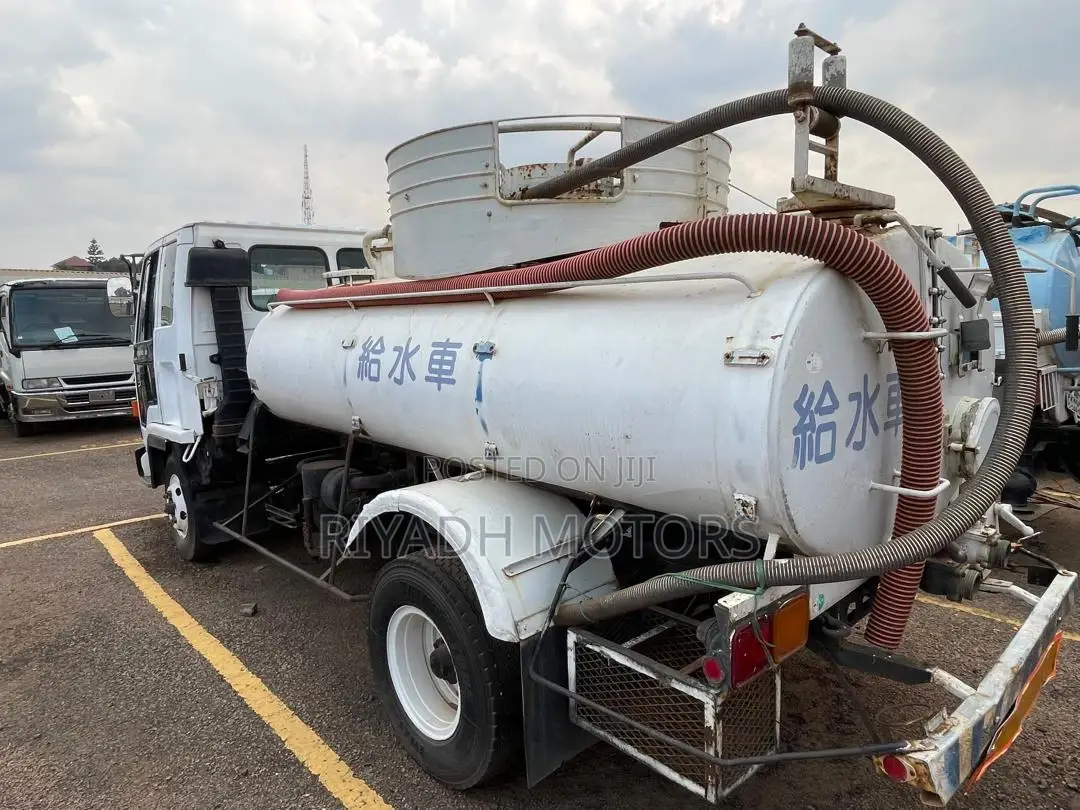Isuzu Forward Sewage
