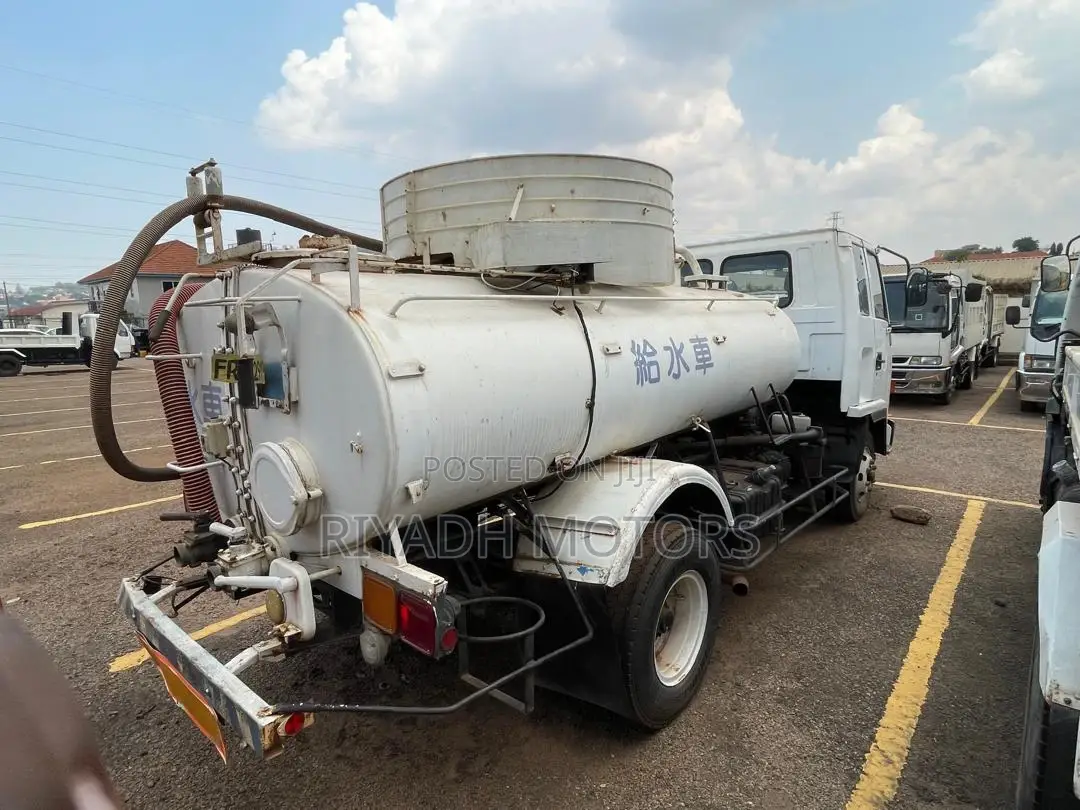 Isuzu Forward Sewage