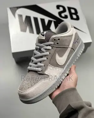 Original Grey Suede Nike Sb Dunk Low London Sneaker