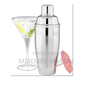 700ml Classic Silver Cocktail Shaker.