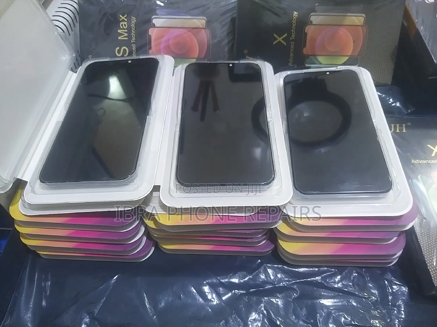 iPhone 11 Screens