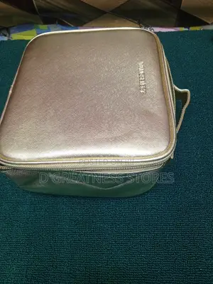 Photo - Classy Toiletry Bag