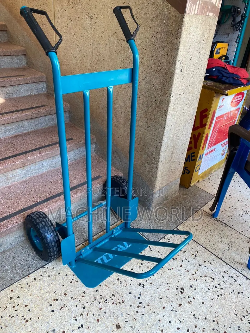 Hand Trolley 350kgs Pnuematic Wheels