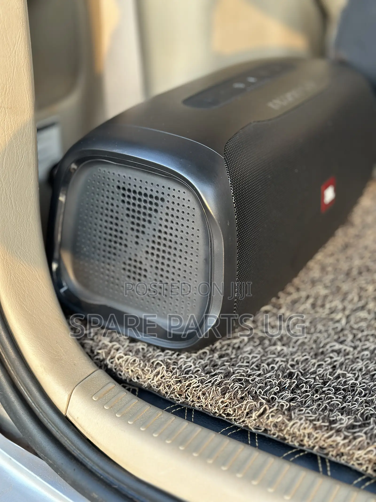 JBL Basspro Go - Car Subwoofer Portable Bluetooth Speaker