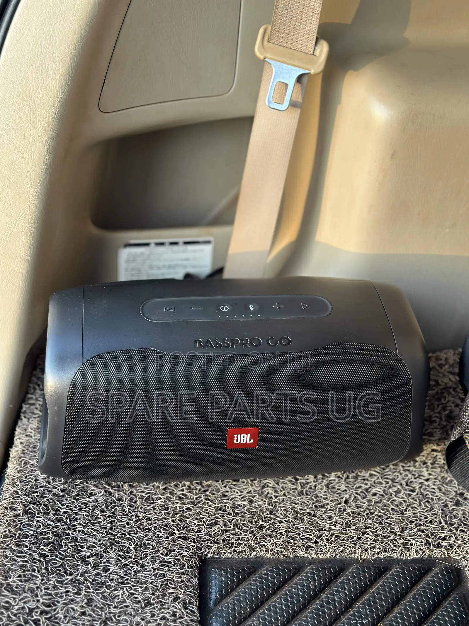 JBL Basspro Go - Car Subwoofer Portable Bluetooth Speaker