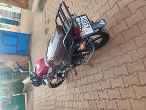 Hero Hunter 125 2022 Red