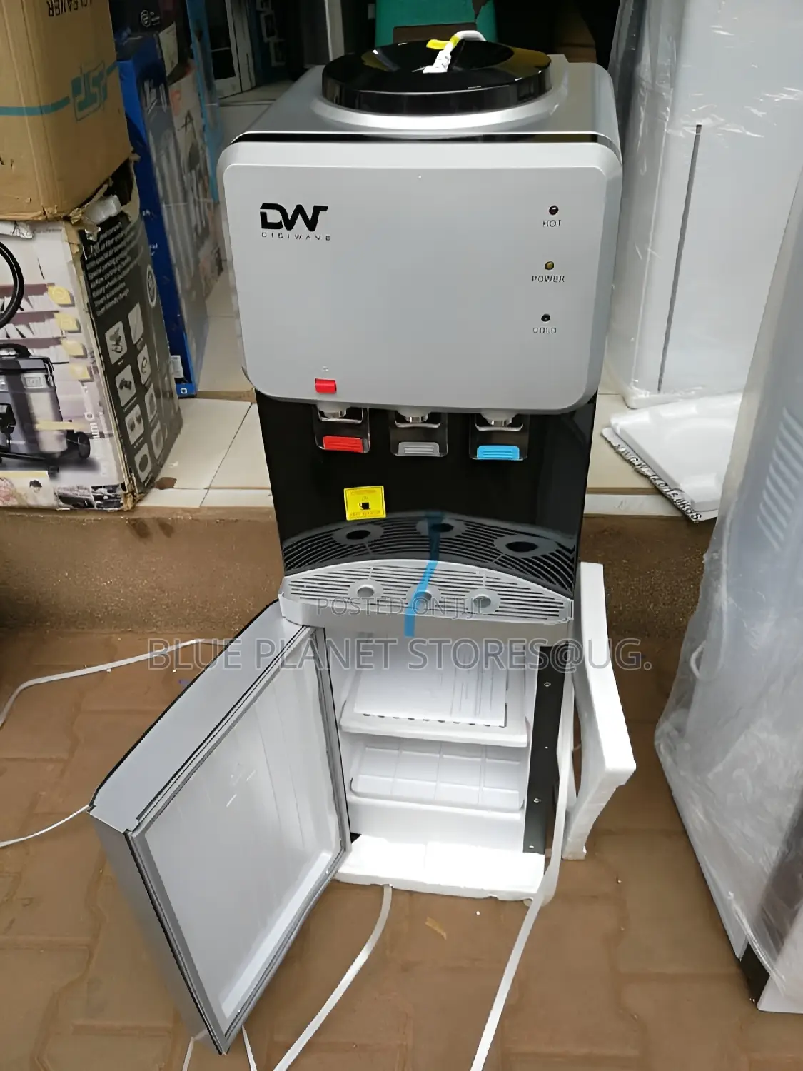 DW 3 Taps Water Dispensers With a Cabin \\ Hot, Normal, Cold