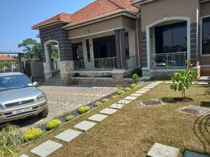 Furnished 5bdrm Bungalow in Kira for sale